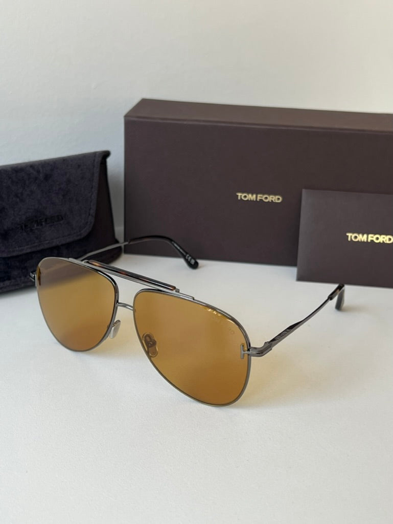 Tom Ford FT1018 Brady Aviator Sunglasses in Brown
