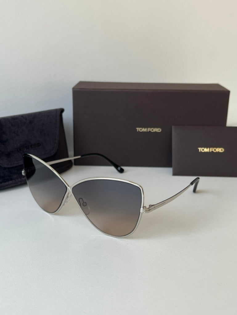 Tom Ford Elise FT0569 Metal Cat Eye Sunglasses in Silver