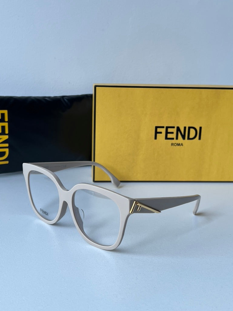 Fendi FE50064F Oversized Frames in Ivory