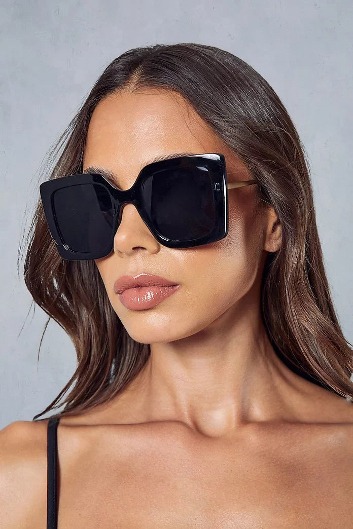 Gucci GG0435S Oversized Square Sunglasses in Black