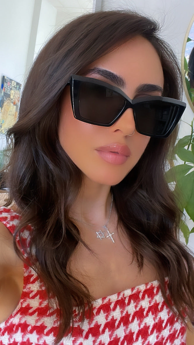 Saint Laurent SL657 Cat Eye Sunglasses in Black