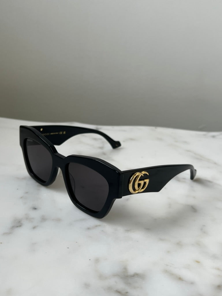Gucci GG1422S Thick Rim Cat Eye Sunglasses in Black