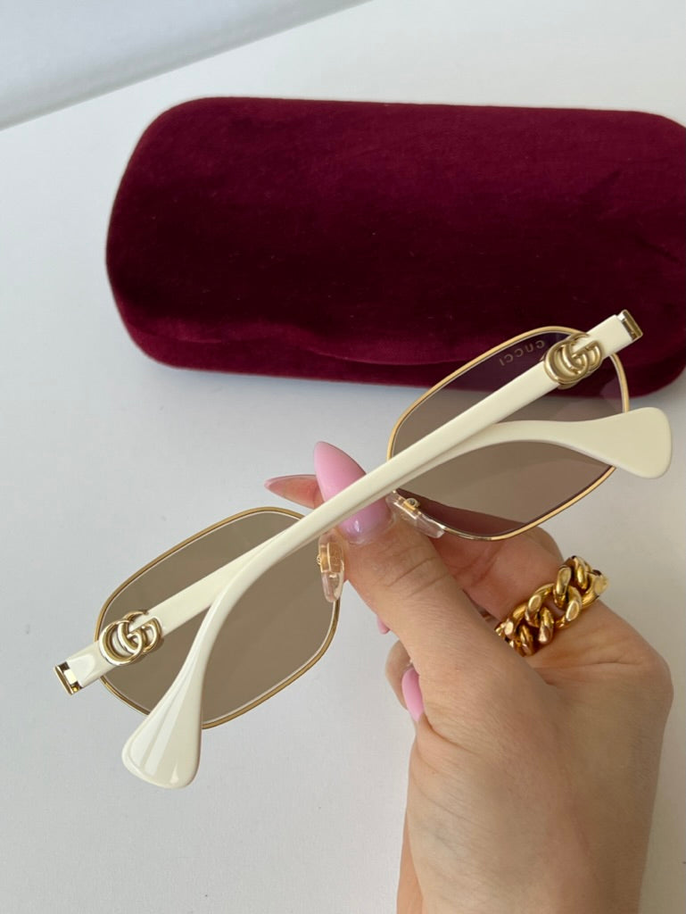 Gucci GG1593S Metal Oval Gold Mirror Sunglasses