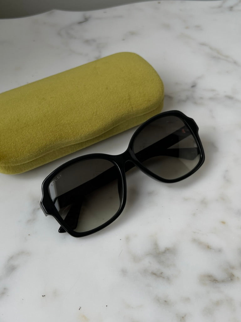 Gucci GG0765SA Marmont Logo Butterfly Sunglasses in Black Gradient Lens