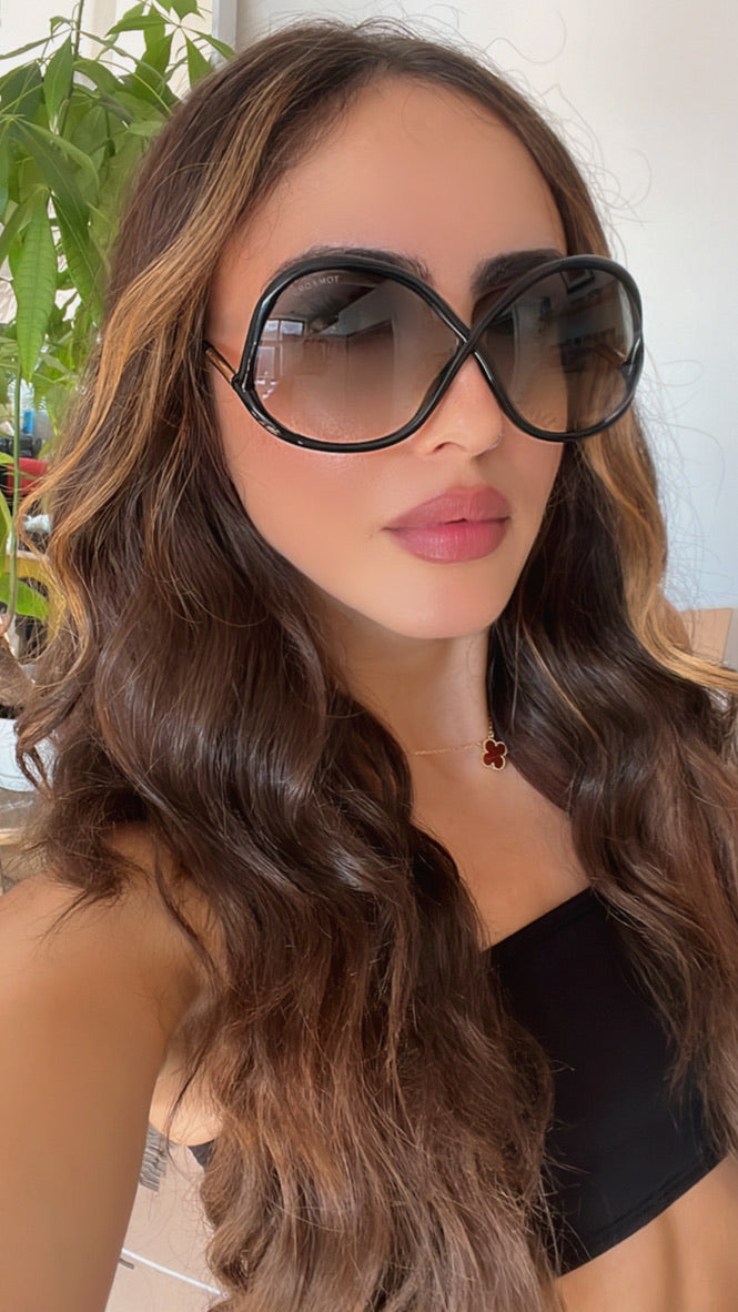 Tom Ford Ivanna FT0372 Oversized Sunglasses