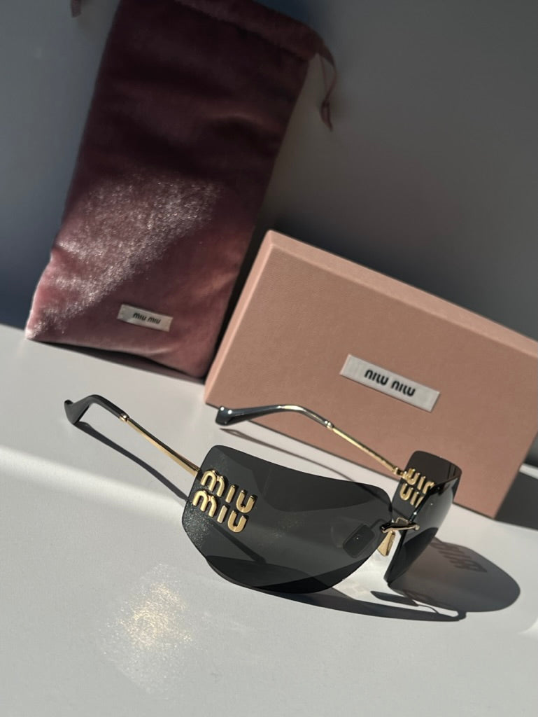 Miu Miu MU54YS Sunglasses in Dark Grey