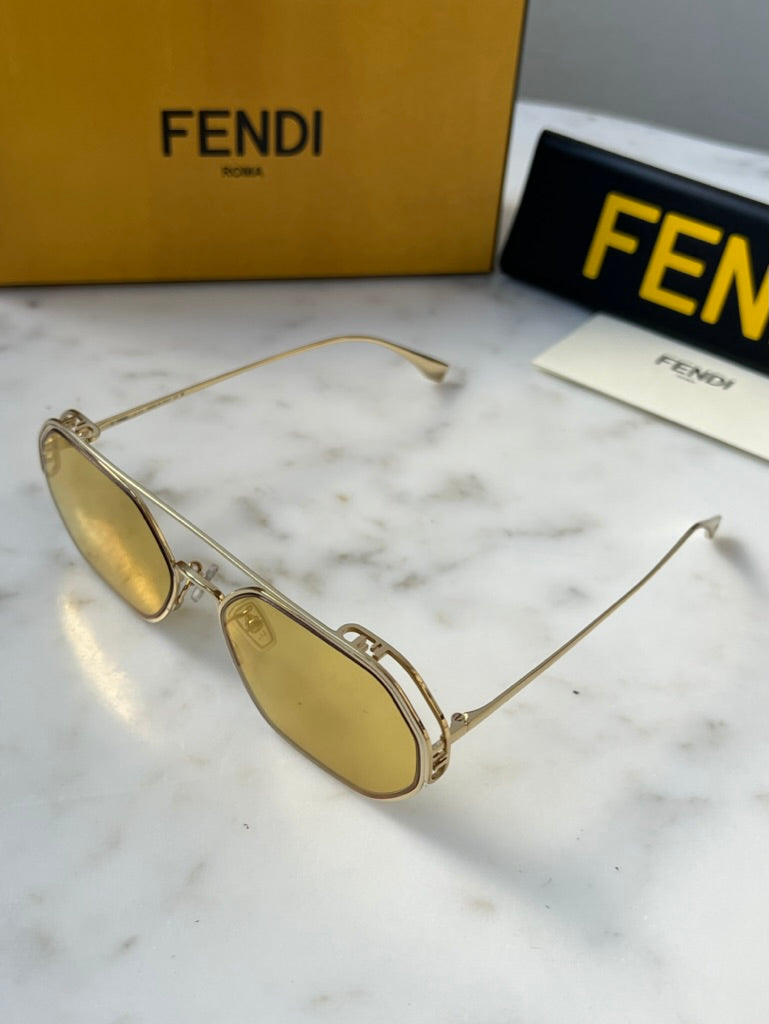 Fendi FE40039U Gold Mirror Metal Sunglasses