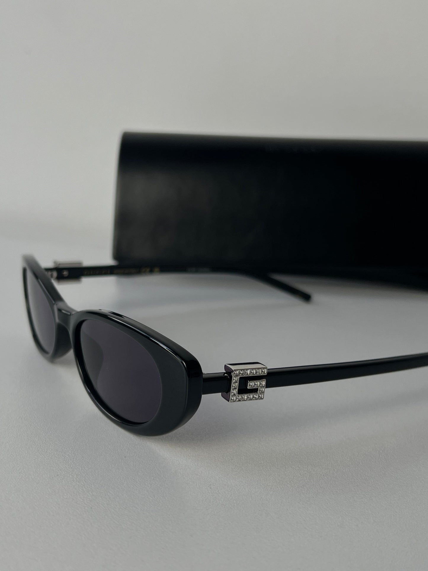 Gucci GG1680S Black Oval Crystal Sunglasses