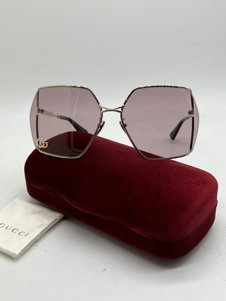Gucci GG0817S Oversized Marmont Sunglasses in Violet Lens