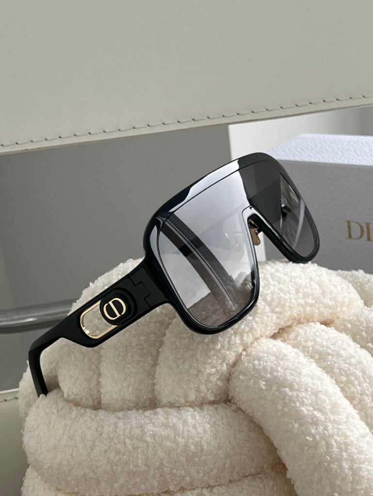 Dior BobbySport M1U Sunglasses in Black