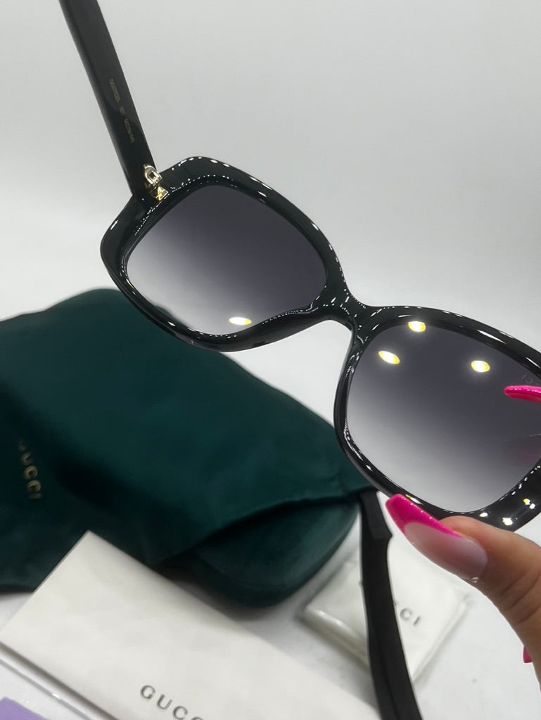 Gucci GG0762S Marmont Logo Butterfly Sunglasses in Black