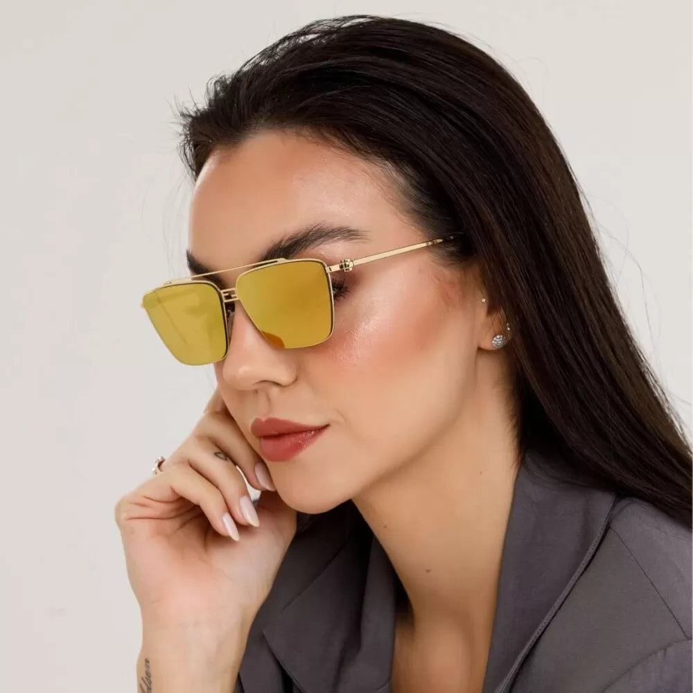 Fendi Baguette FE40110U Aviator Sunglasses in Gold